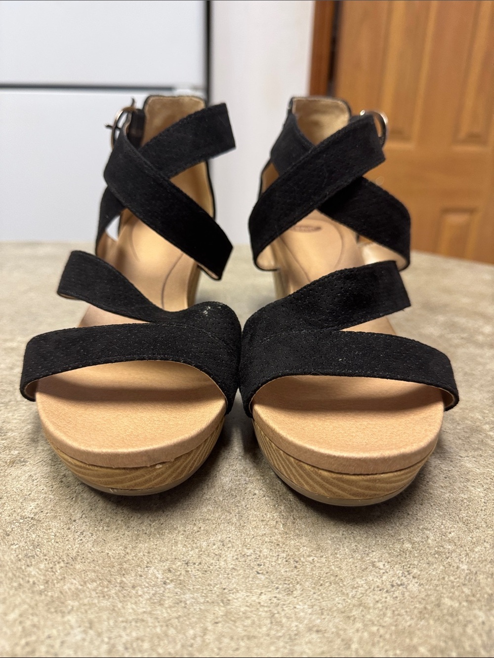 Dr. Scholl's Black Suede Crisscross Wedge Sandals Women’s Feminine Shoes Y2K